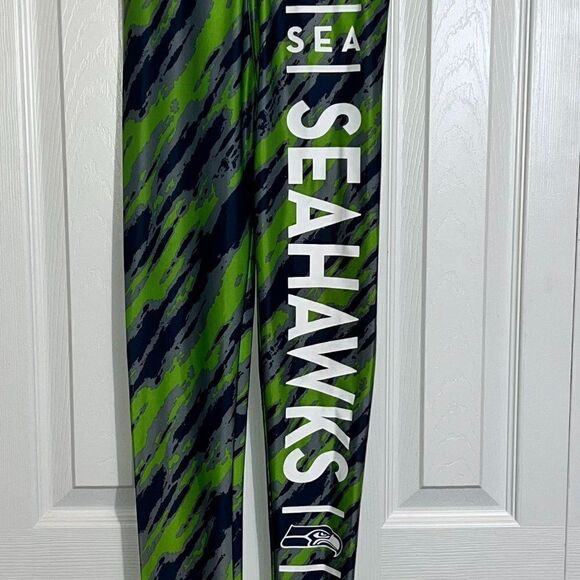 NFL Seattle Seahawks Football Leggings Size XS - Picture 3 of 5